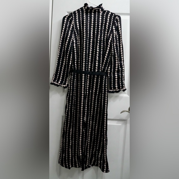 Designer dress - Picture 2 of 3